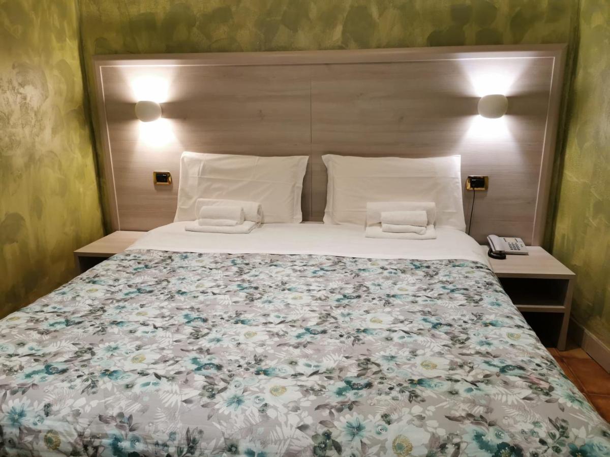 טורינו Hotel Orchidea מראה חיצוני תמונה