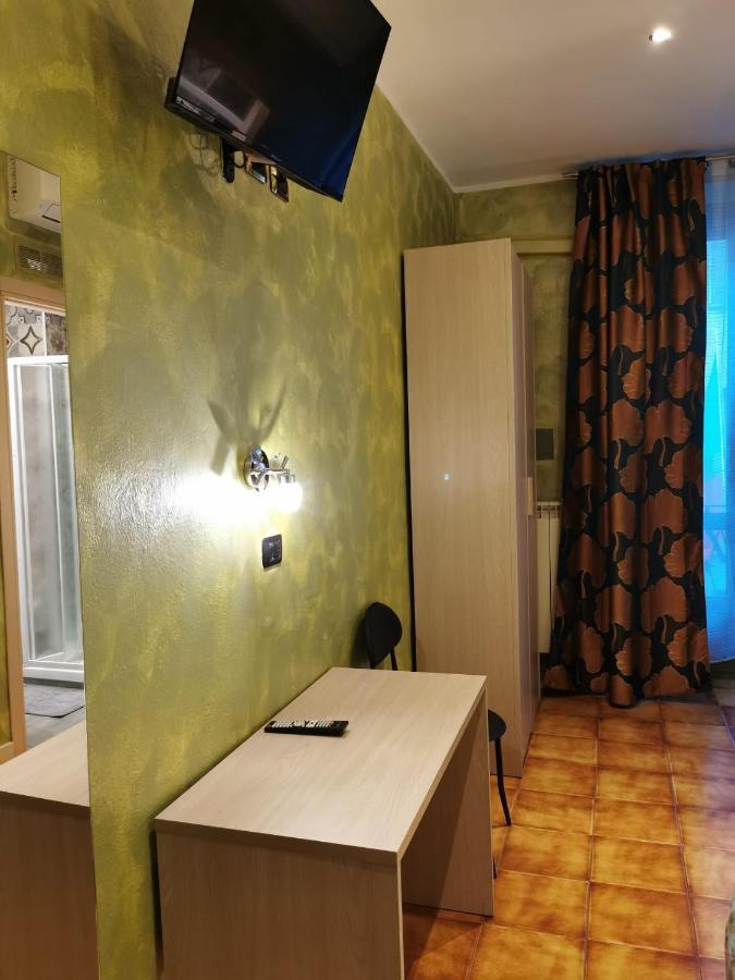 טורינו Hotel Orchidea מראה חיצוני תמונה