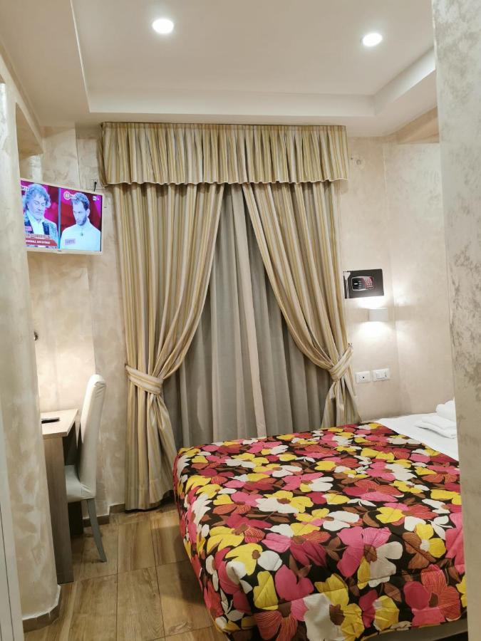 טורינו Hotel Orchidea מראה חיצוני תמונה