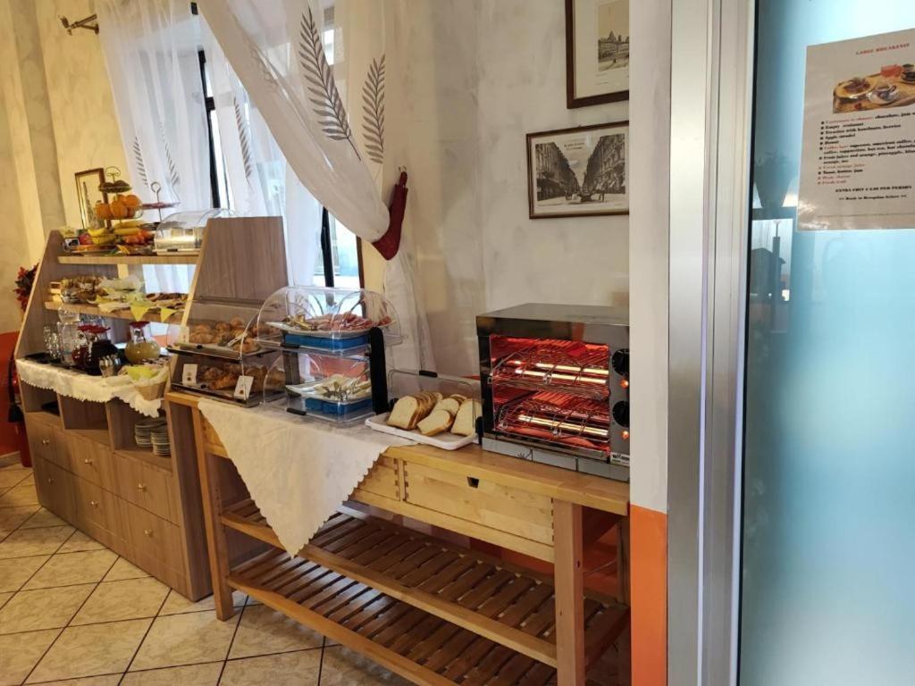 טורינו Hotel Orchidea מראה חיצוני תמונה